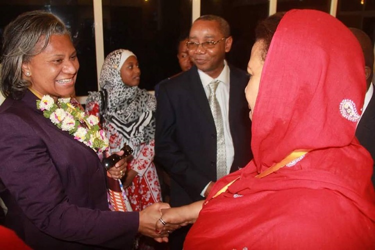 image La directrice régionale Afrique Est-Australe de l’UNFPA en visite à Moroni
